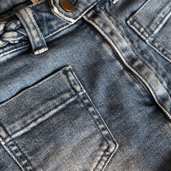 H&M high waisted denim shorts - Picture 3 of 5